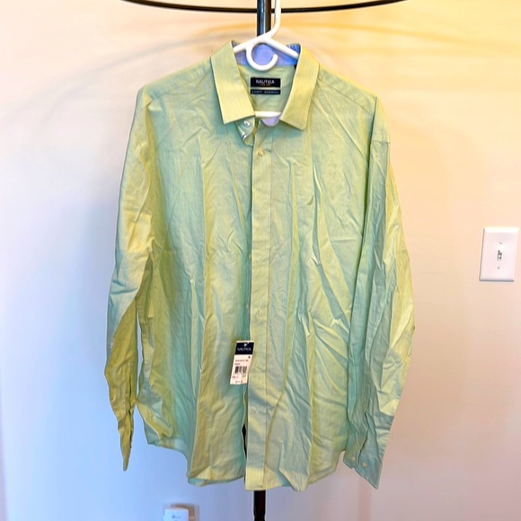 Mens green Nautica dress shirt. Brand new. Size 17 and 34/35 neck. - Picture 1 of 3